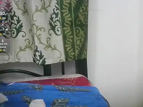 Fuck_me_boys's cam snapshot