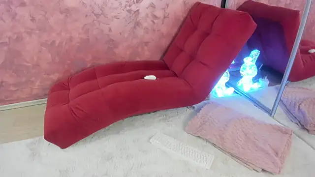 LesyaTouch's cam snapshot