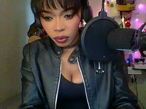 Anaconda2350 live sex cam