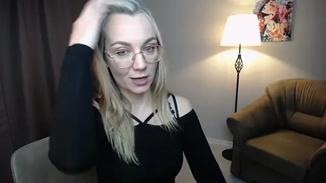 Ava_Elior's cam snapshot