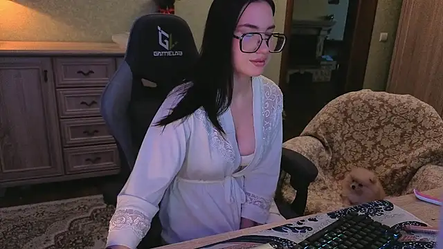 AnneAverry's cam snapshot