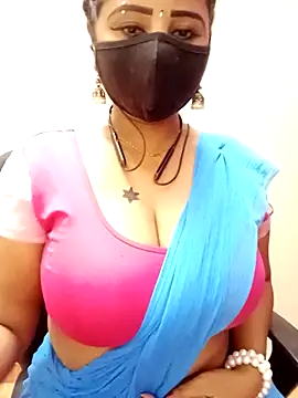 tamil_Vennila's cam snapshot