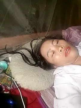 CoMay003's cam snapshot