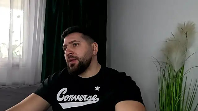 Gold_Alpha_Boy live sex cam