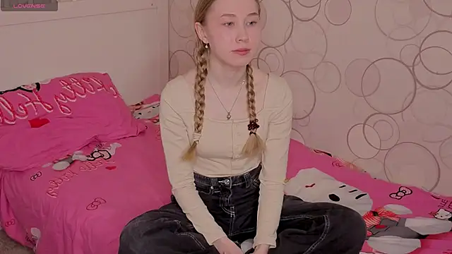 SageSnachez live sex cam