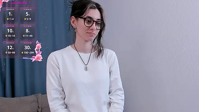 JackiYoss live sex cam