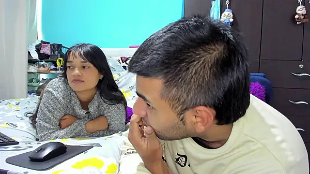 LazyandSniffer28 live sex cam