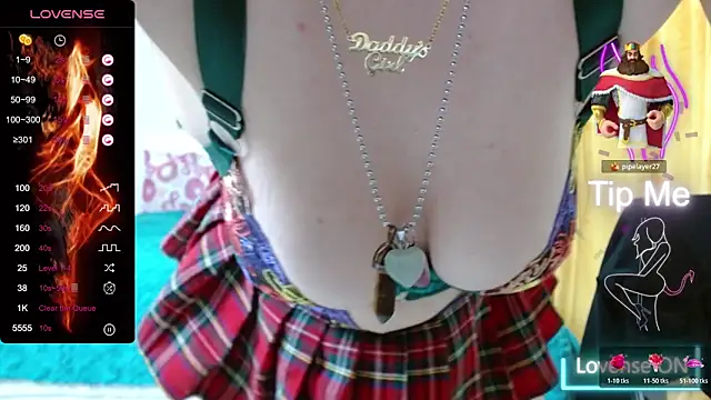 Daddyisssues1 live sex cam