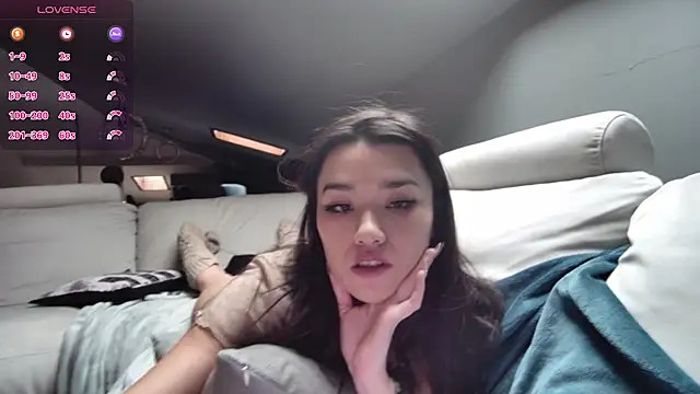 shachatteof live sex cam