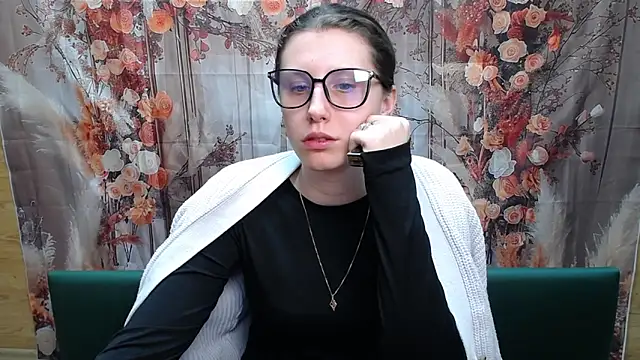 LilianaShine's cam snapshot