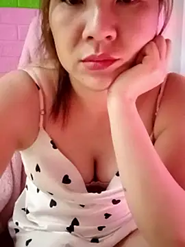 Lily-ross22 live sex cam