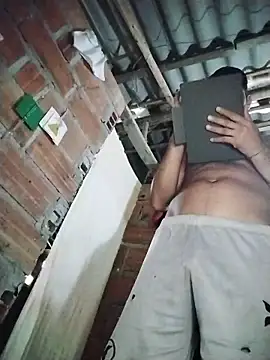 ashtoncooperr's cam snapshot