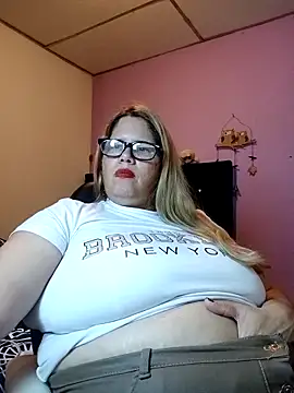 EllisW8 live sex cam