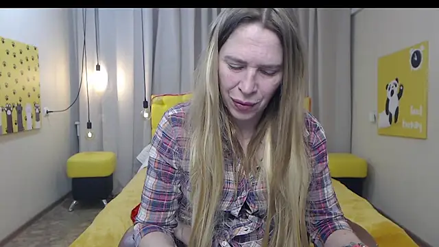 TessaDaybreak's cam snapshot