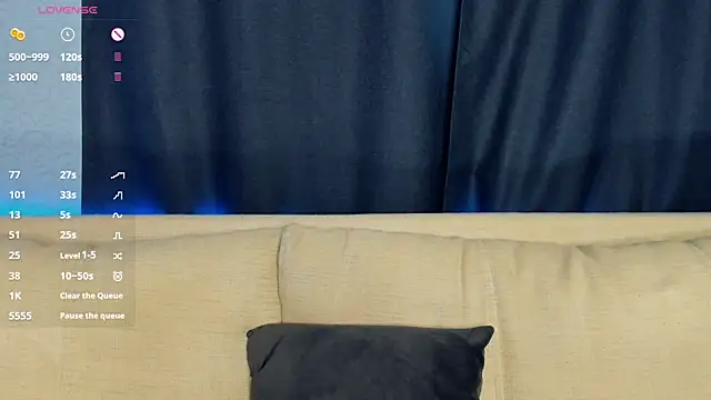 lovelyalivia's cam snapshot