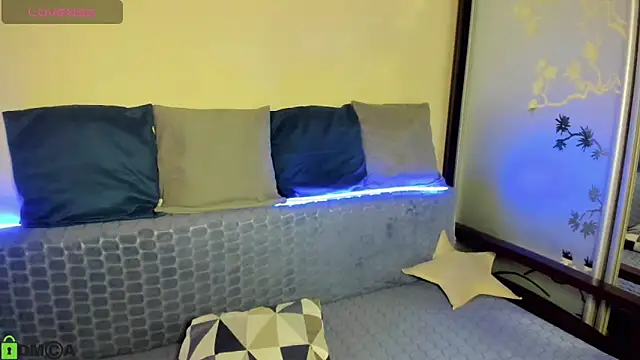 SelinLi's cam snapshot