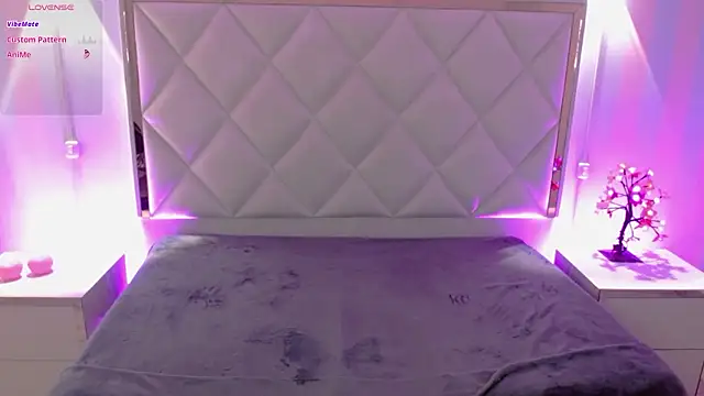 Rosalind_tay live sex cam