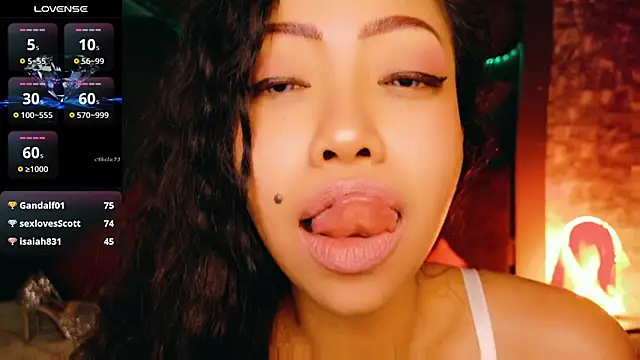 ElyaQuinn's cam snapshot