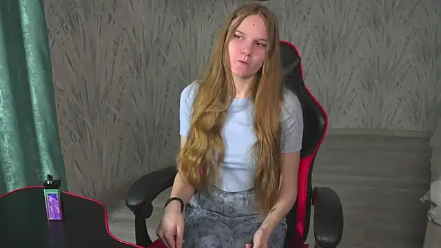 JanuaryTorra's cam snapshot