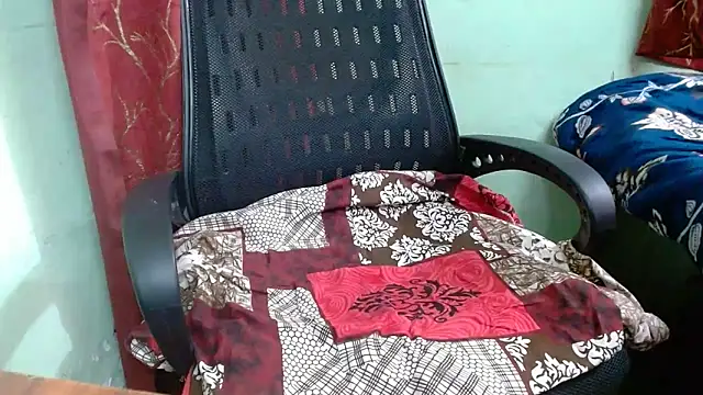 sweet-alia's cam snapshot