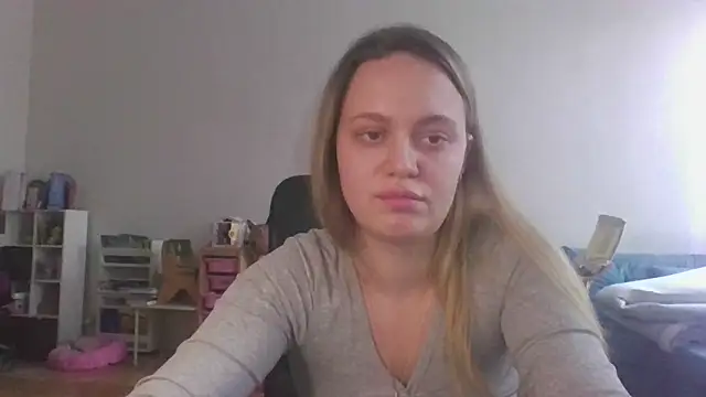 Cynoraye live sex cam