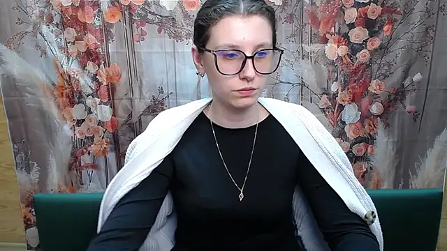 LilianaShine's cam snapshot