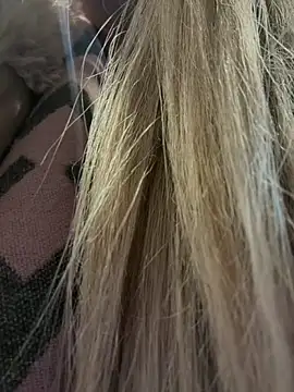 adya-aly's cam snapshot