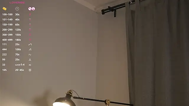 MercBoone live sex cam