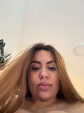 valeria2019hot live sex cam