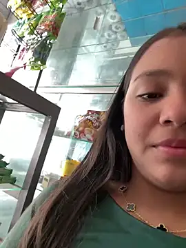 Baby_morena12 live sex cam