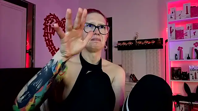 kulteacher's cam snapshot