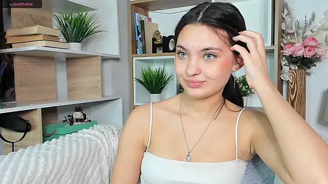 FunnyyMonkeyy's cam snapshot