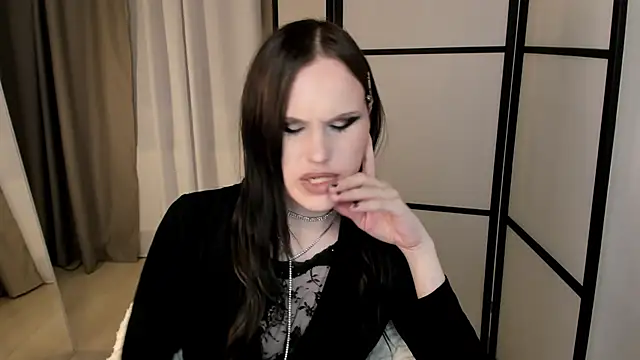 EffieMinki live sex cam