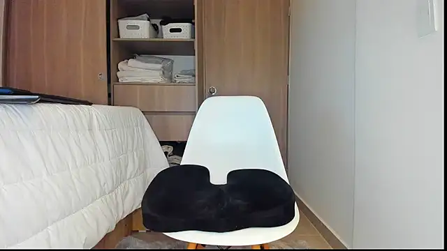 Axell_Night live sex cam