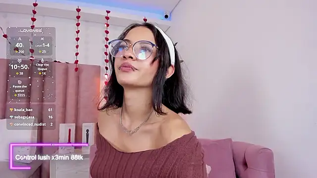 im_lily_'s cam snapshot