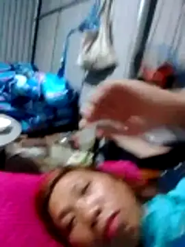 bella-la's cam snapshot