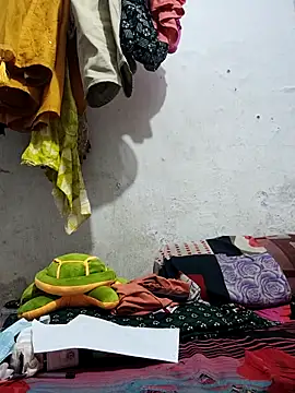 xx_priti's cam snapshot