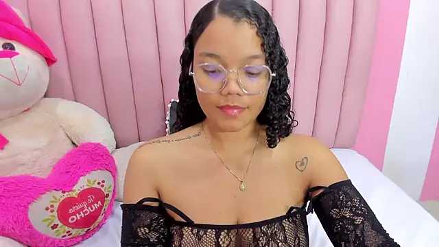 ISABELLA_020's cam snapshot