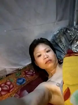 LinhNa999's cam snapshot