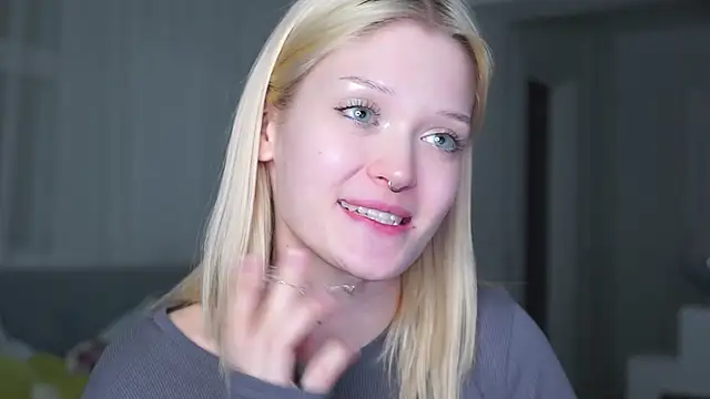 TaraBomstad's cam snapshot