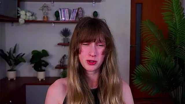 UshaAshauer's cam snapshot