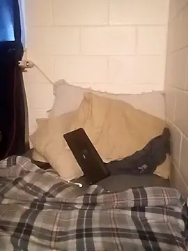 k1oudE's cam snapshot