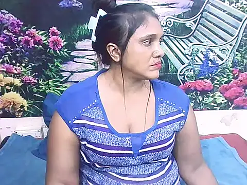 IndianSexyLady20's cam snapshot