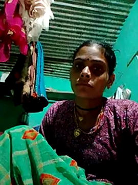 H_seema's cam snapshot