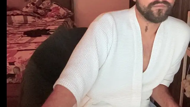 MakeMeAwareAah's cam snapshot