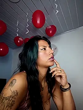 SamathaMay live sex cam