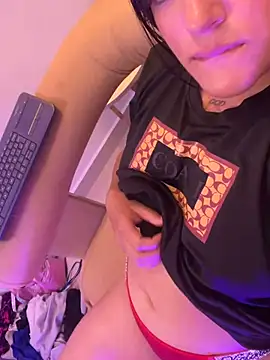 Celeste_Cole's cam snapshot