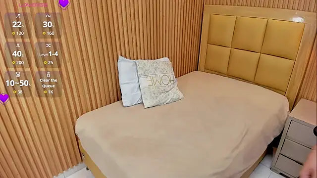 SAMANTHAFIORE1's cam snapshot