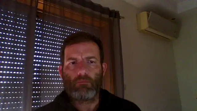 _grj1's cam snapshot