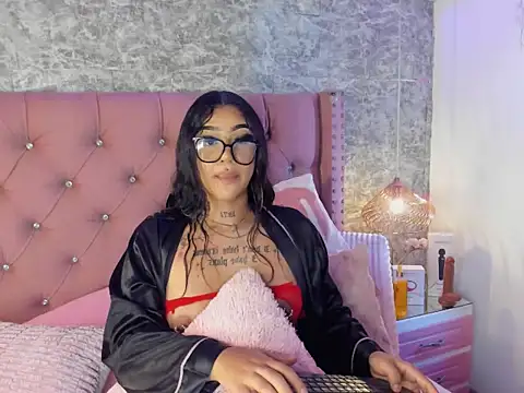 Mia_Jansen live sex cam